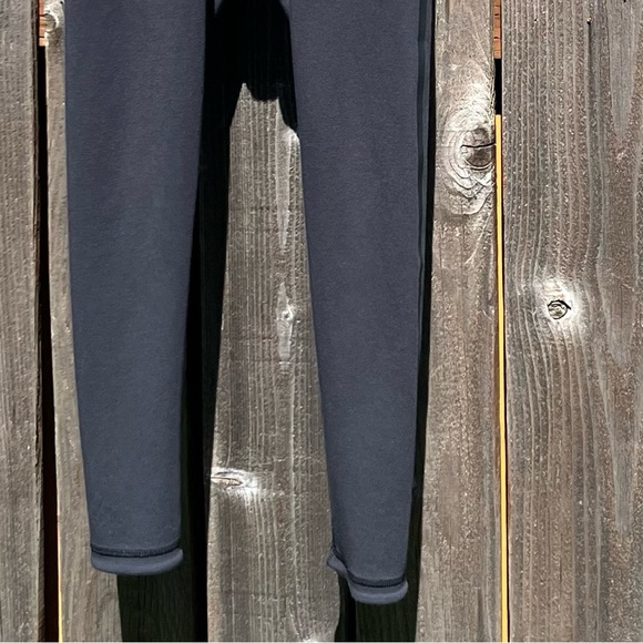 Adidas dark gray high rise tights leggings size XS - Picture 5 of 17